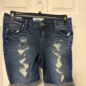 Torrid size 16 shorts